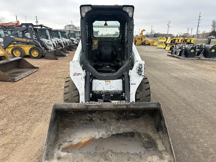 2017 Bobcat S590 SKID STEER LOADERS 130249 - Image 6