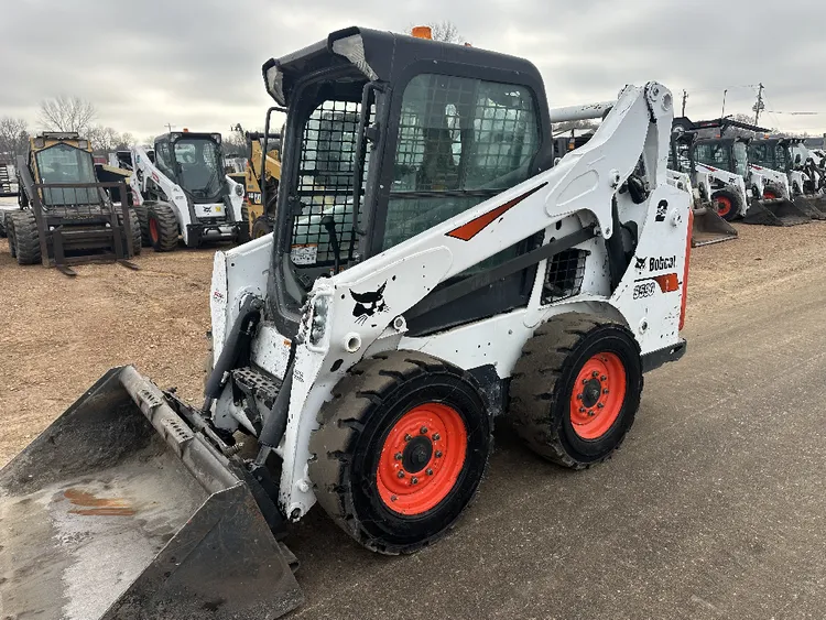 2017 Bobcat S590 SKID STEER LOADERS 130249 - Image 5