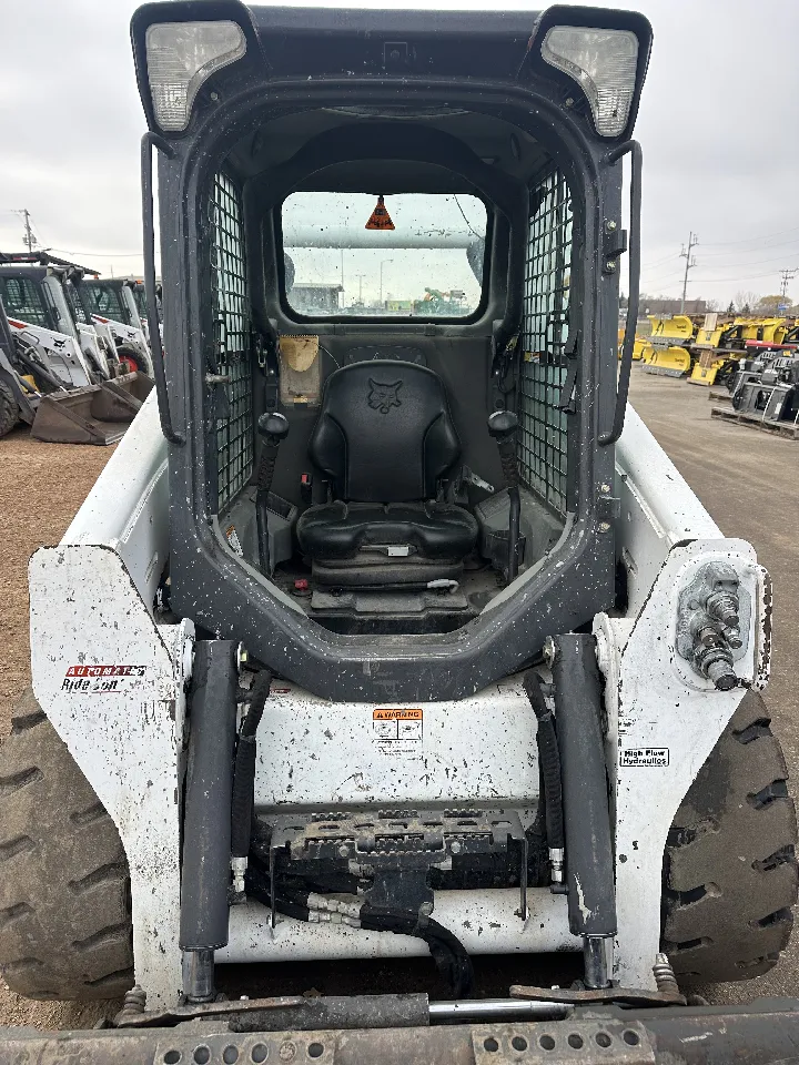 2017 Bobcat S590 SKID STEER LOADERS 130249 - Image 2