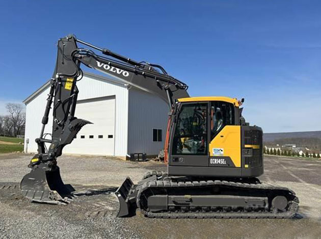 Volvo Excavator - Image 4